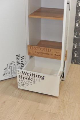 Шкаф для белья «Оксфорд» (Ривьера/Белый с рисунком) в Исилькуле - isilkul.katalogmebeli.com | фото 4